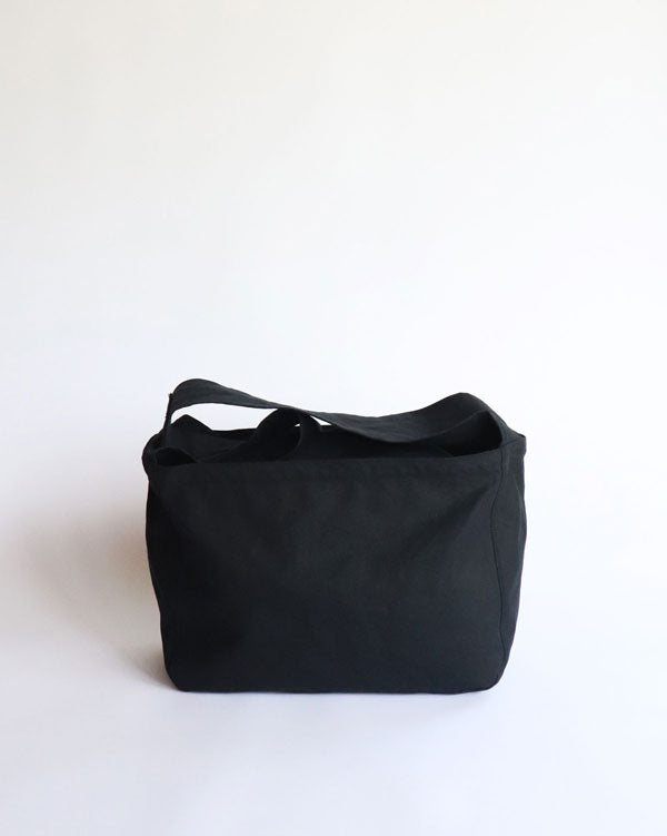 LaborDay & Co. - Newspaper Boy Bag (Black)