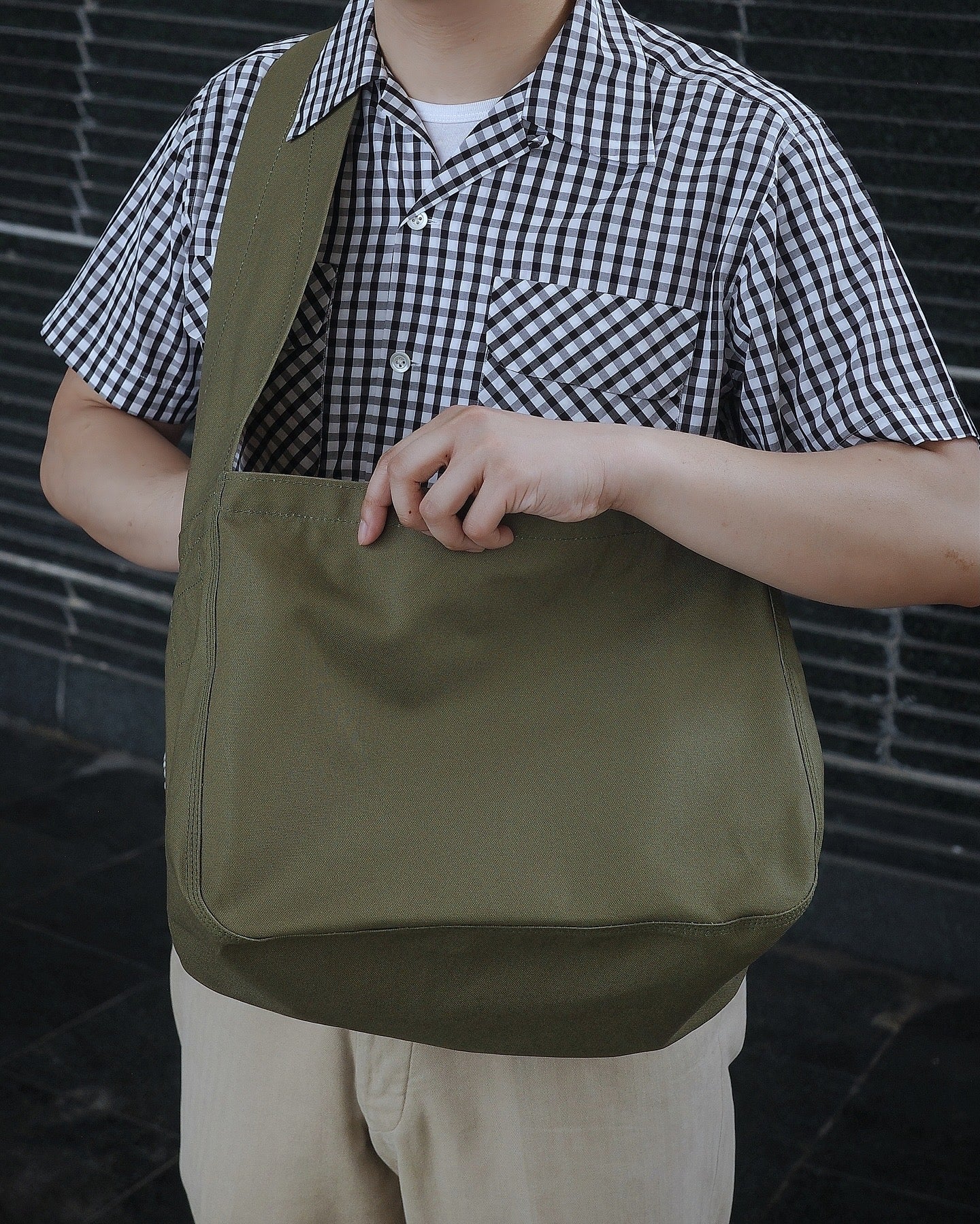 LaborDay & Co. - Newspaper Boy Bag (Khaki)