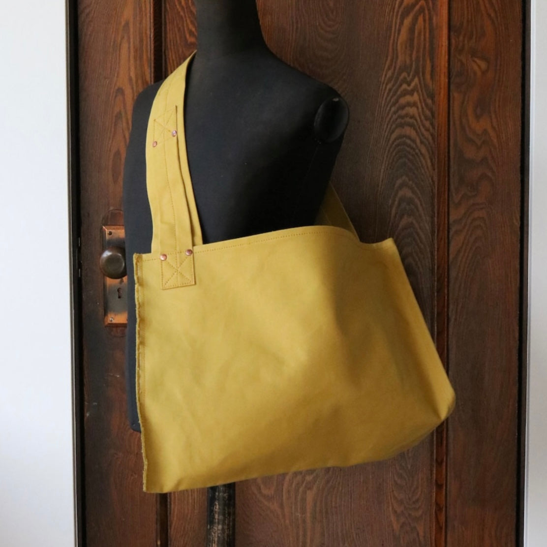 LaborDay & Co. - Delivery Bag (Honey)