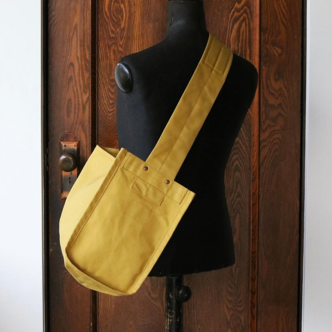 LaborDay & Co. - Delivery Bag (Honey)