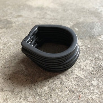 Button Works - Steel Horse Shoe Ring (Darl Black)