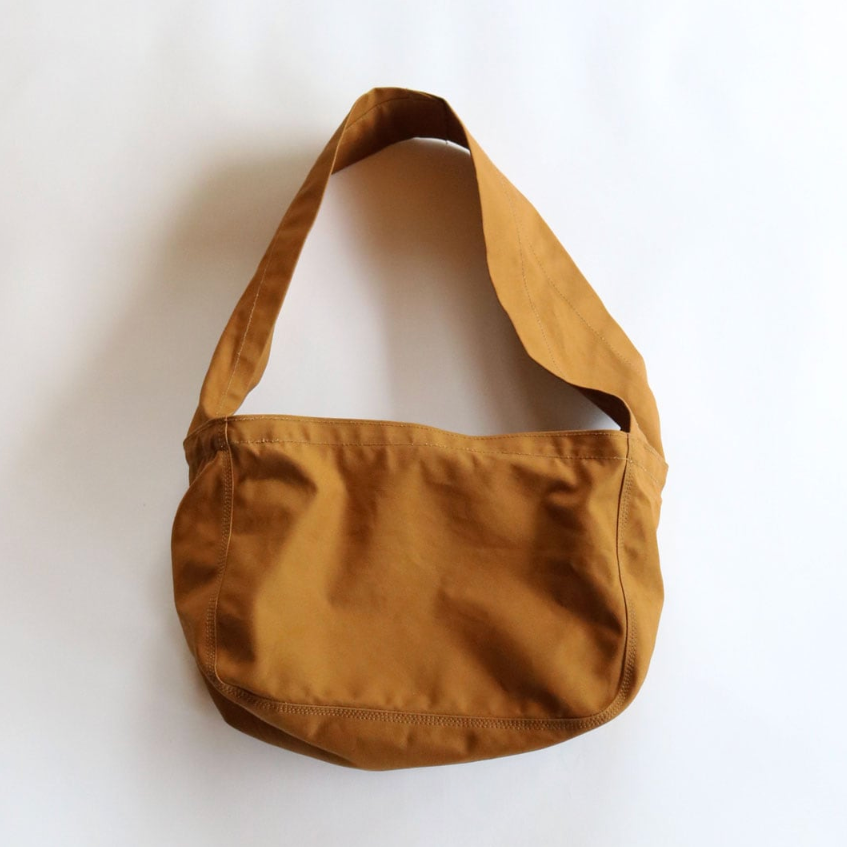 LaborDay & Co. - Newspaper Boy Bag (Camel)