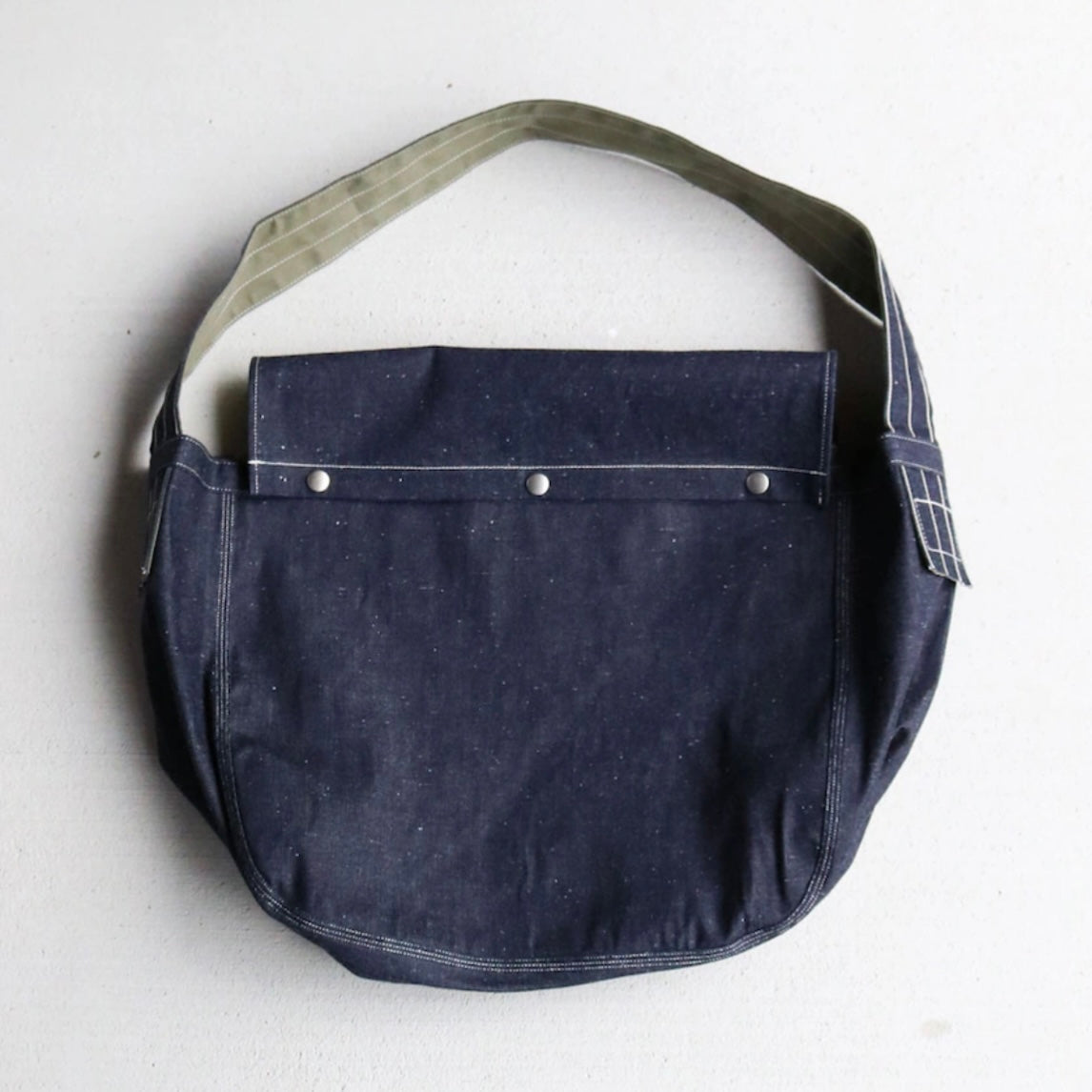 LaborDay & Co. - GAME BAG (Denim)