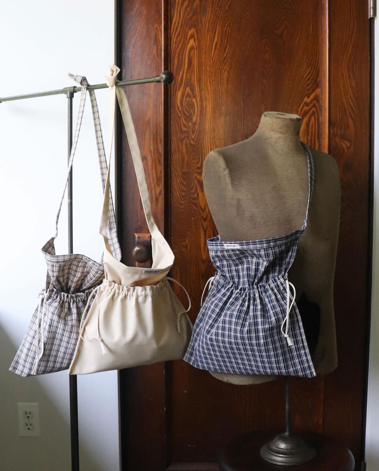 Laborday & Co. - Apron Bag (VINTAGE PLAID/NATURAL) (副本)
