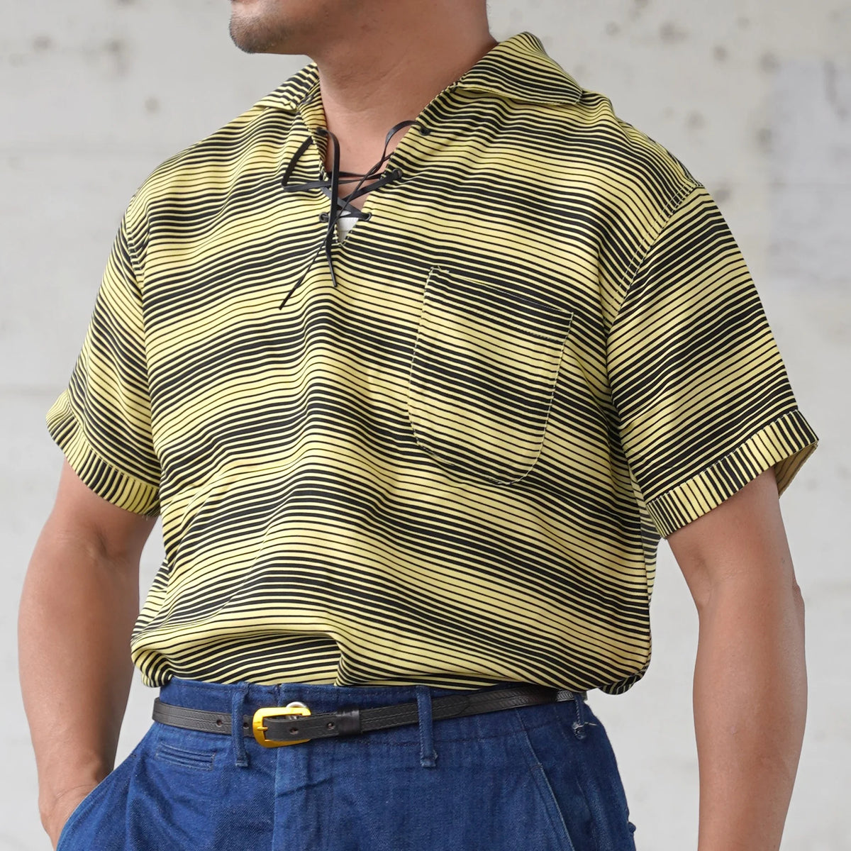 (Pre-Order) The Groovin High - 270122 Lace-Up Border Pullover Shirt (Deposit HKD100)