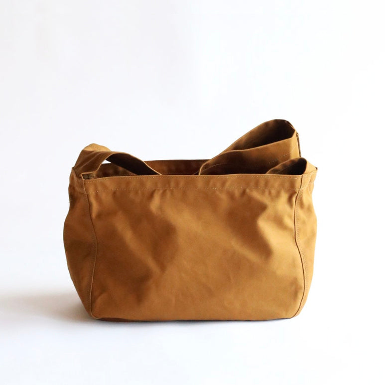 LaborDay & Co. - Newspaper Boy Bag (Camel)